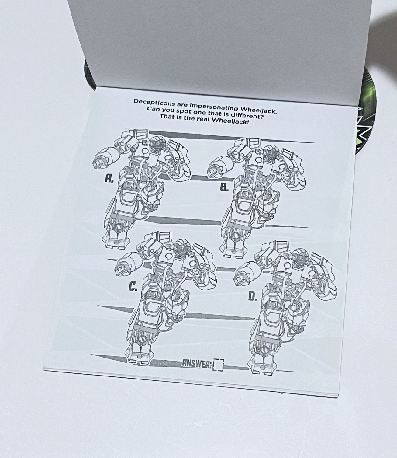 Transformers Imagine Ink Magic Ink Pictures Activity Book - Image 2